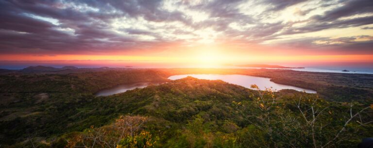 Coucher de soelil depuis le point de vue de Mont Passo.
Nosy Bé, Octobre 2018
